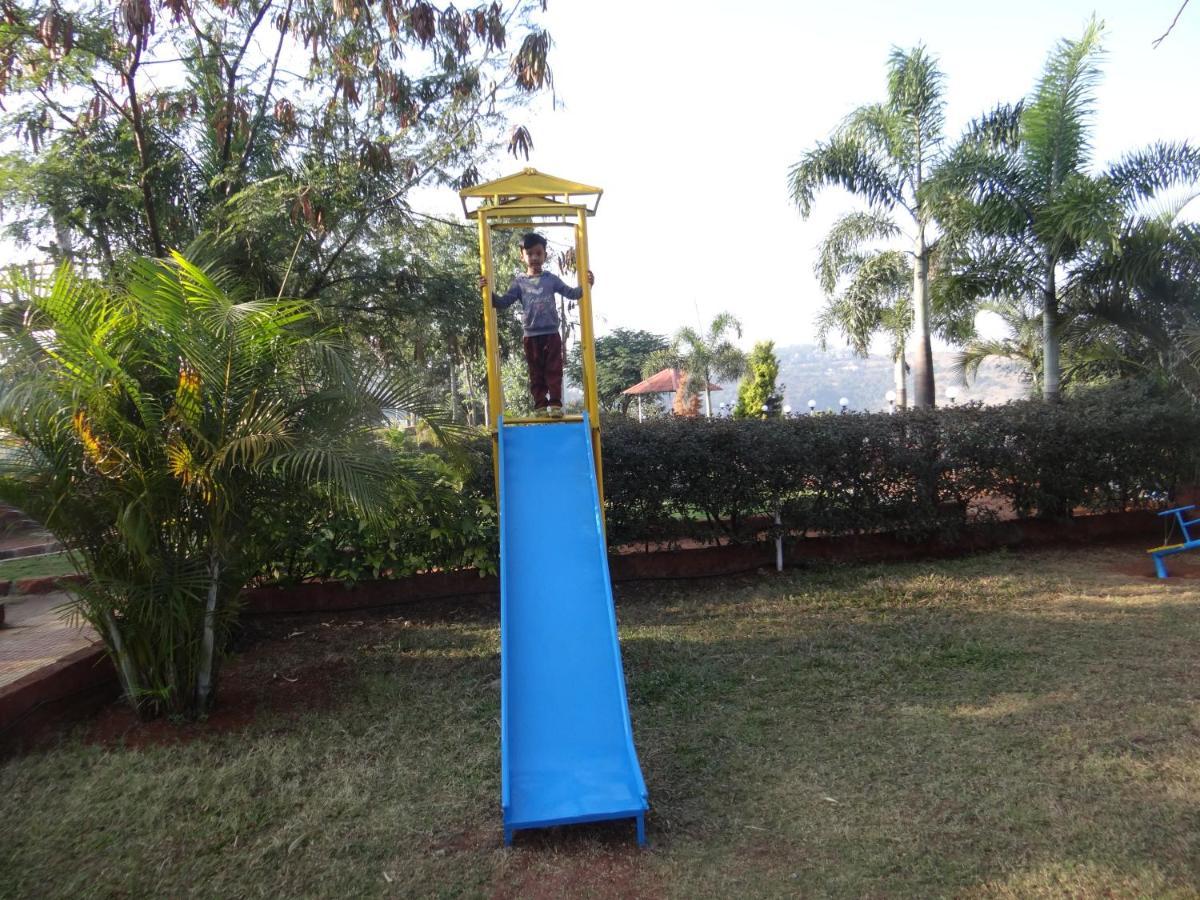 Exotic Valley Hotel Mahābaleshwar Buitenkant foto
