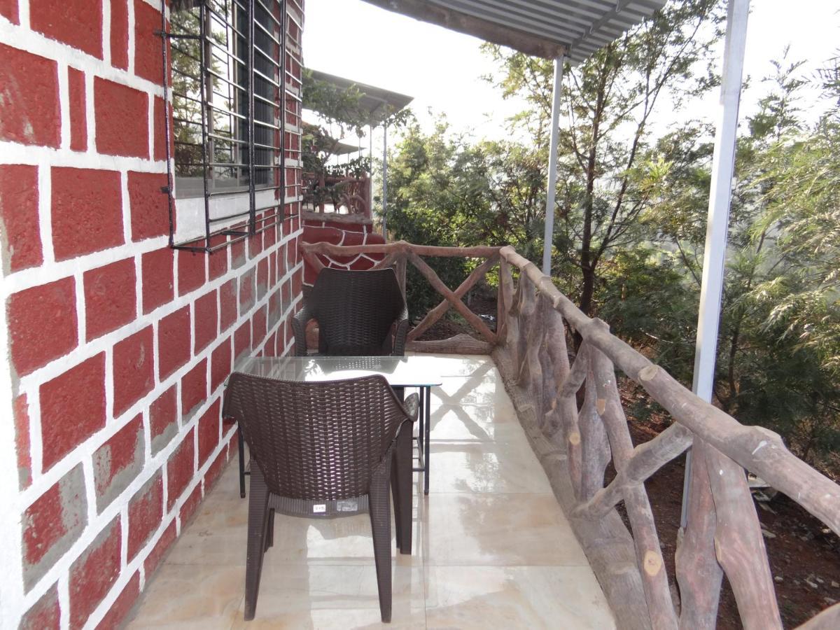 Exotic Valley Hotel Mahābaleshwar Buitenkant foto