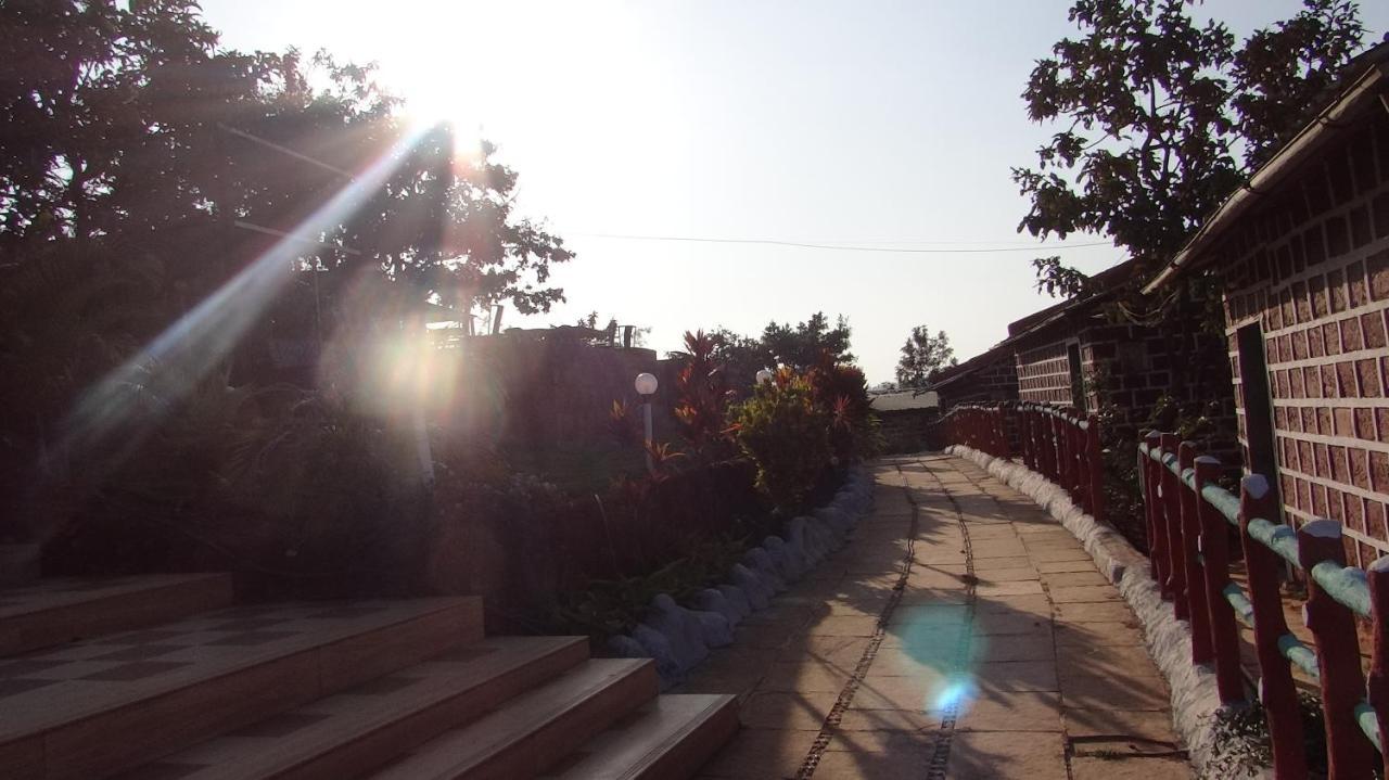Exotic Valley Hotel Mahābaleshwar Buitenkant foto