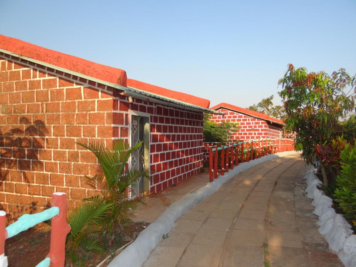 Exotic Valley Hotel Mahābaleshwar Buitenkant foto